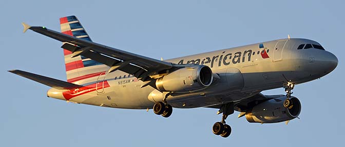 American Airbus A319-132 N815AW, Phoenix Sky Harbor, December 26, 2015